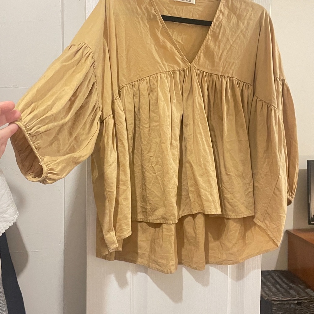 Black Crane gold blouse